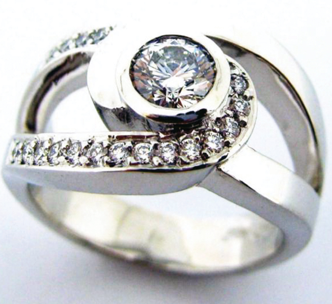 Polisie fynkam CCTV beeldmateriaal opsoek na leidrade