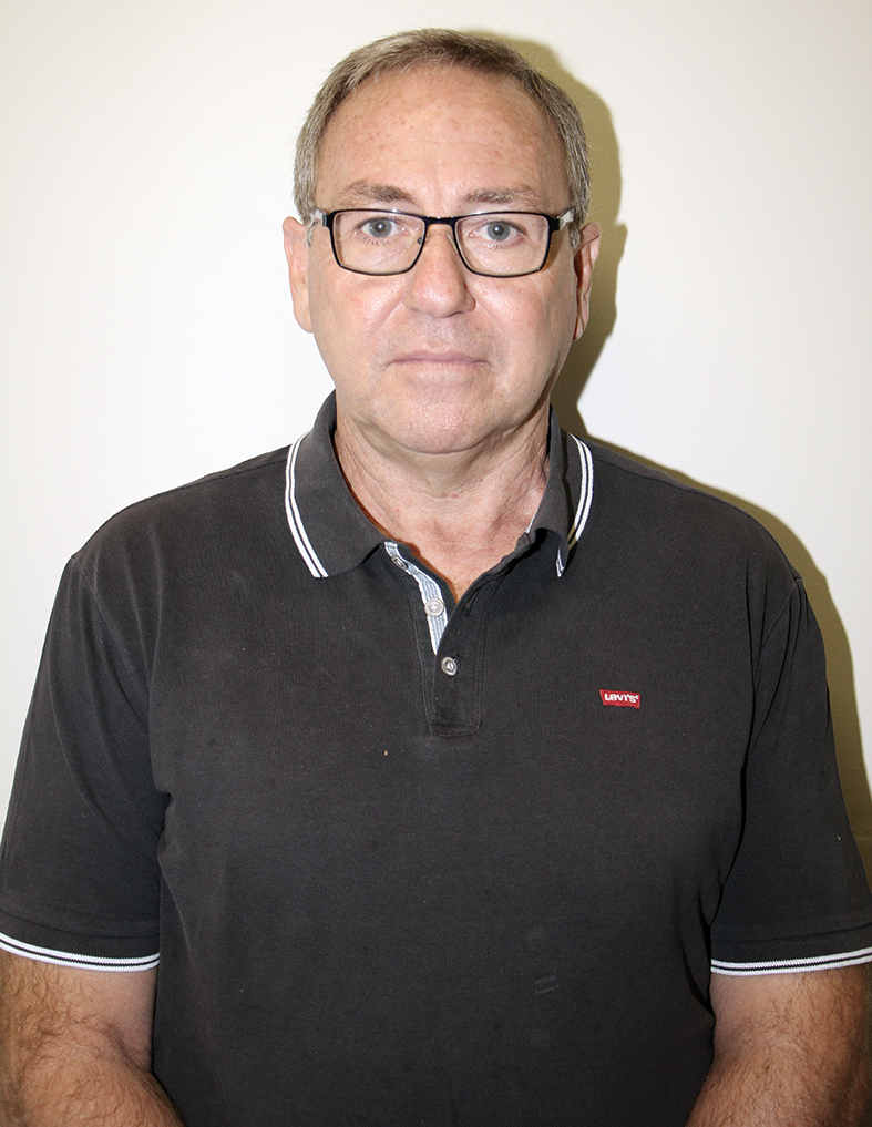 Canelli wen skadevergoedingseis - Eksvrou moet opdok