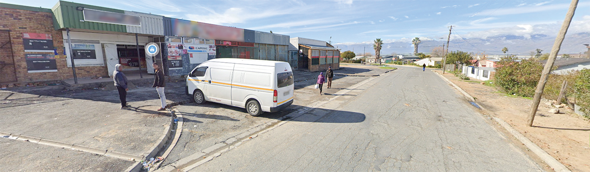 Polisie kry wapens na man voor kafee doodgeskiet is